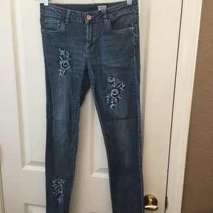 FINAL MARKDOWN Girls Route 66 embroidered jeans 14